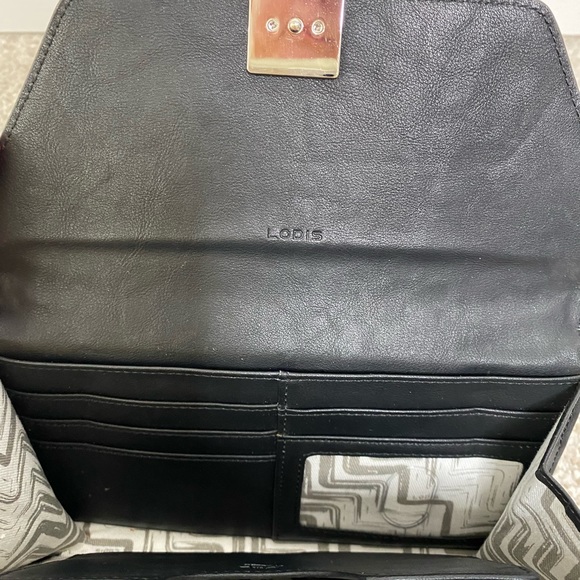 LODIS cross body or clutch handbag. - Picture 4 of 7